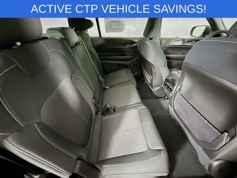 New 2025 Jeep Grand Cherokee L Laredo image 27