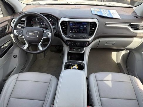 Used 2023 GMC Acadia SLT w/ Preferred Package FWD image 23