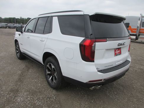 New 2026 GMC Yukon AT4 Ultimate w/ LPO, Floor Liner Package AWD/4WD image 6