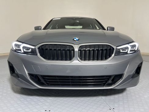 Used 2025 BMW 330i xDrive Sedan w/ Convenience Package AWD/4WD image 5