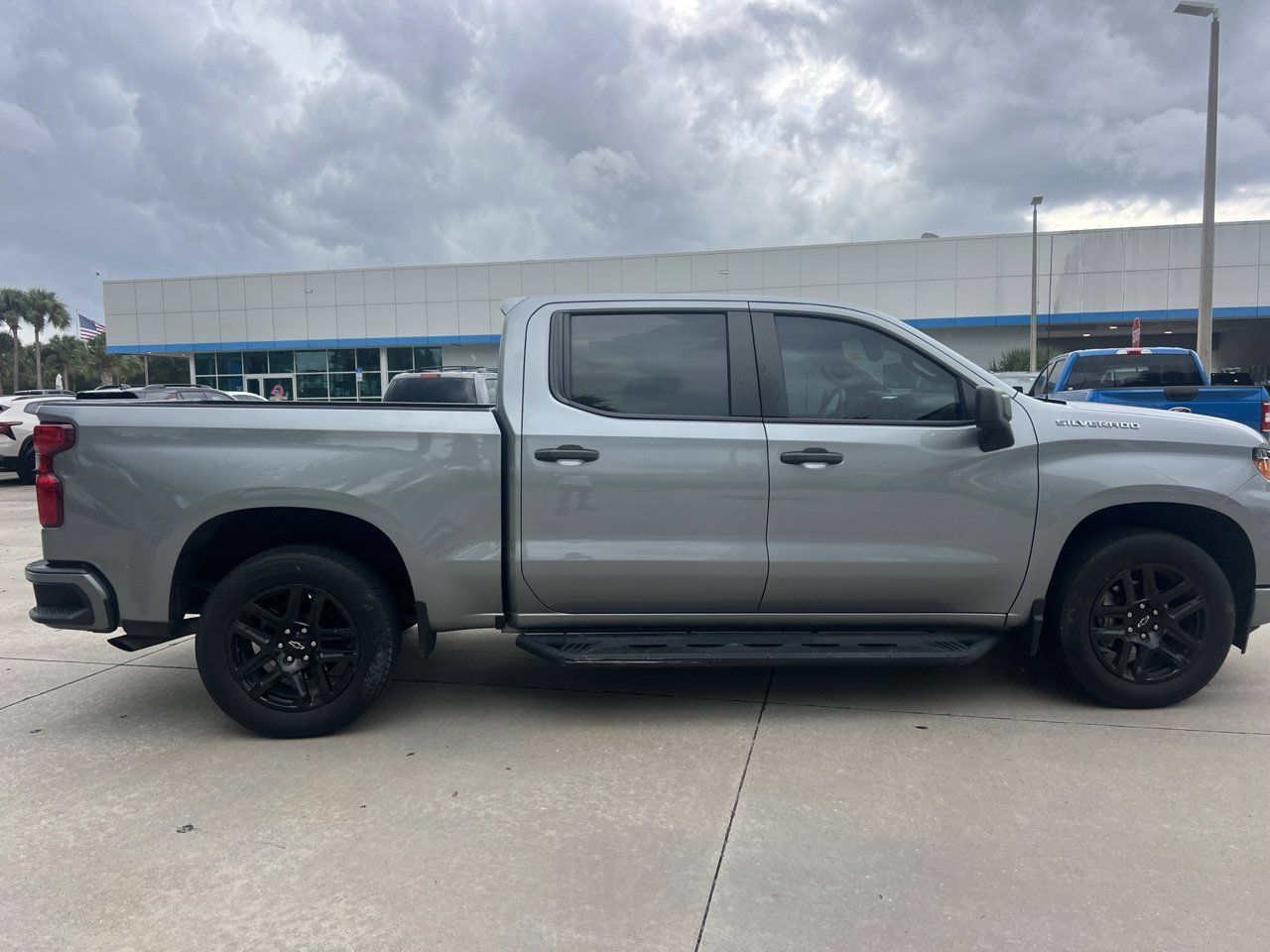 Certified 2024 Chevrolet Silverado 1500 Custom RWD image 9