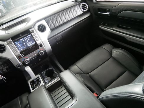 Used 2019 Toyota Tundra Platinum AWD/4WD image 11