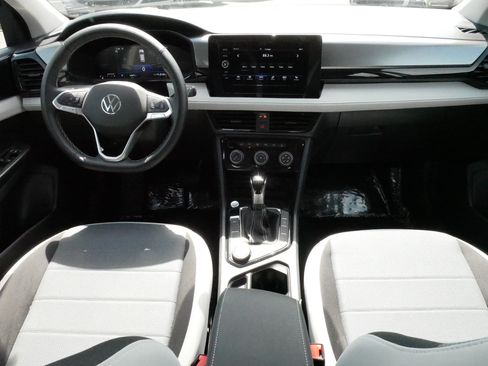 Certified 2025 Volkswagen Taos S AWD/4WD image 10