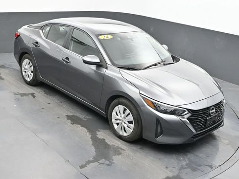 Used 2025 Nissan Sentra S FWD image 37