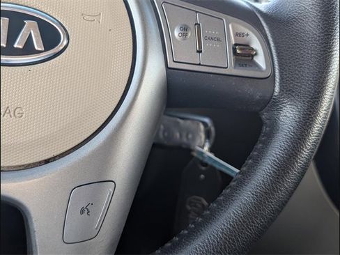 Used 2011 Kia Soul ! image 17