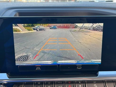 Used 2023 GMC Sierra 1500 Elevation image 26