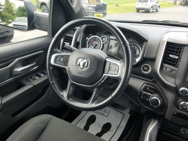 Used 2020 RAM 1500 Big Horn AWD/4WD image 17