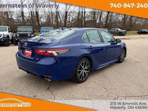 Used 2023 Toyota Camry SE image 20