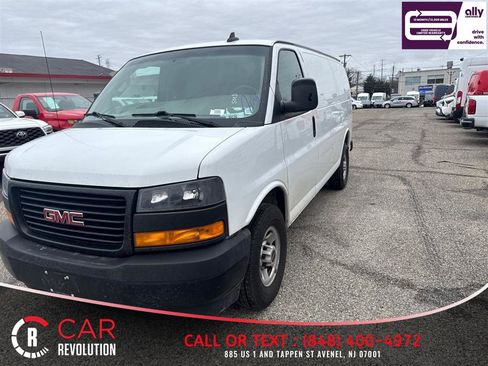 Used 2022 GMC Savana 2500 image 3