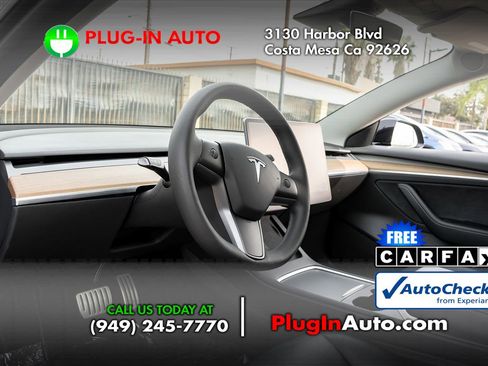 Used 2022 Tesla Model 3 Performance image 6