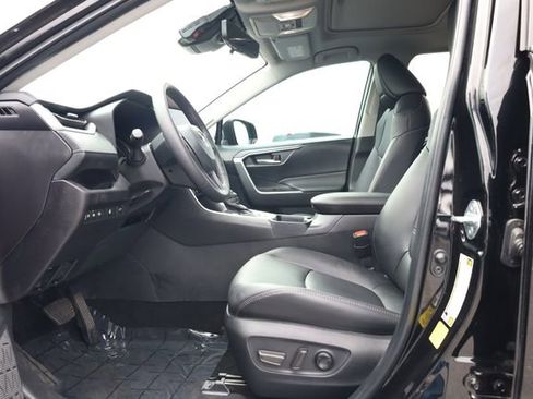 Used 2025 Toyota RAV4 XLE Premium w/ Weather Package image 11