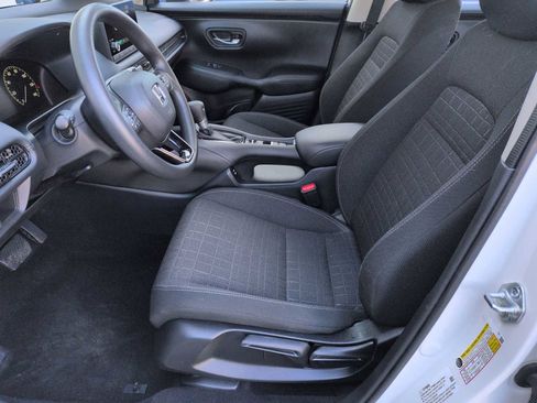 Certified 2024 Honda HR-V LX image 14