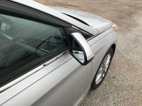 Used 2015 Hyundai Sonata Limited w/ Option Group 06 image 24