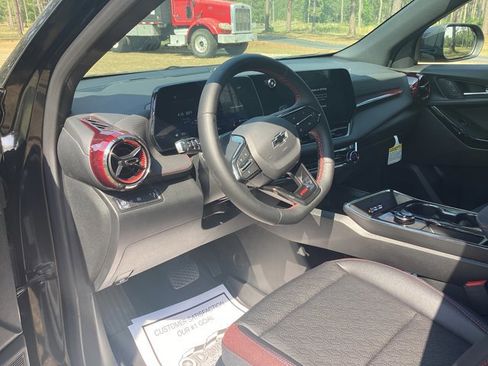 New 2026 Chevrolet Equinox RS w/ Convenience Package III FWD image 11