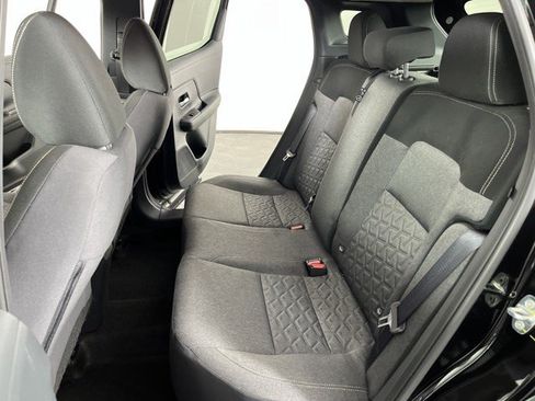 Used 2025 Nissan Kicks SV FWD image 35