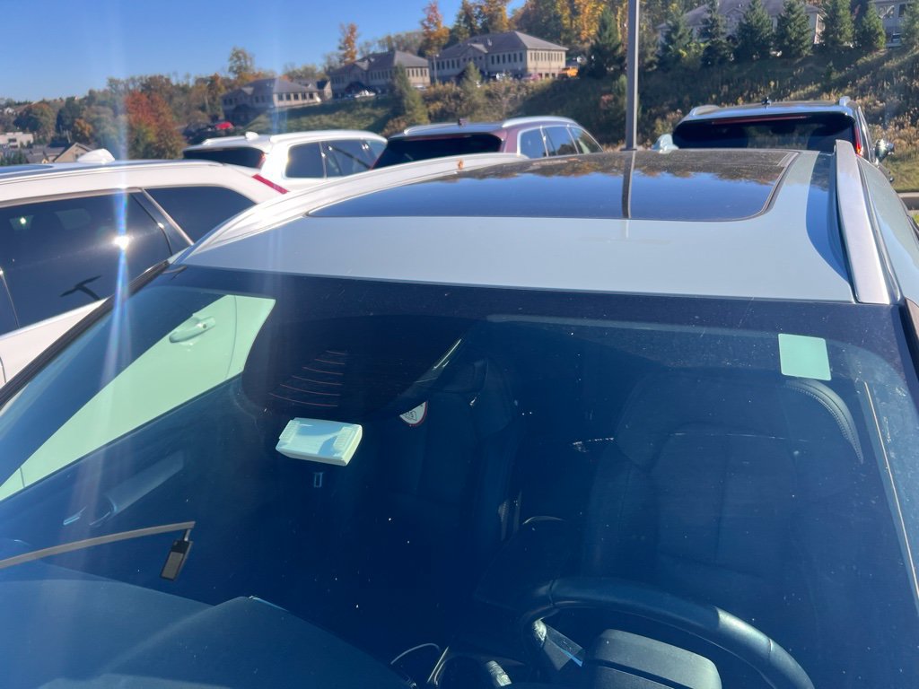 Used 2019 Volvo XC40 T5 Momentum AWD/4WD image 12