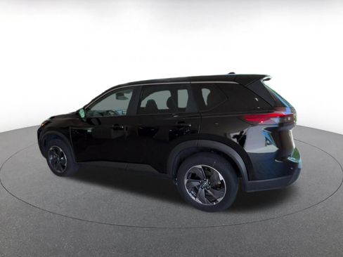 Used 2025 Nissan Rogue SV FWD image 10