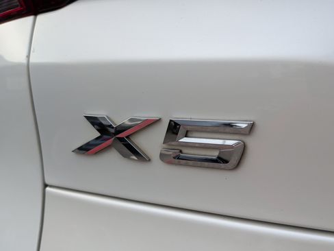 Used 2019 BMW X5 xDrive40i w/ Premium Package 2 image 13