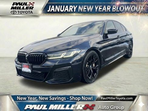 Used 2022 BMW 530i xDrive w/ M Sport Package image 1