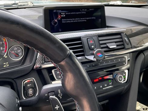 Used 2015 BMW M4 Coupe image 8