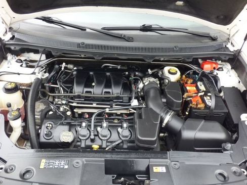 Used 2018 Ford Flex SEL w/ Equipment Group 202A FWD image 11