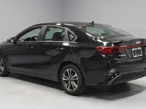 Used 2024 Kia Forte LXS FWD image 8