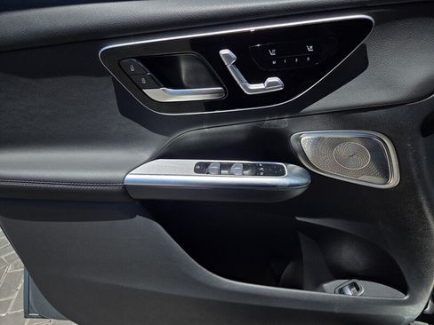 Certified 2026 Mercedes-Benz GLC 300 image 23