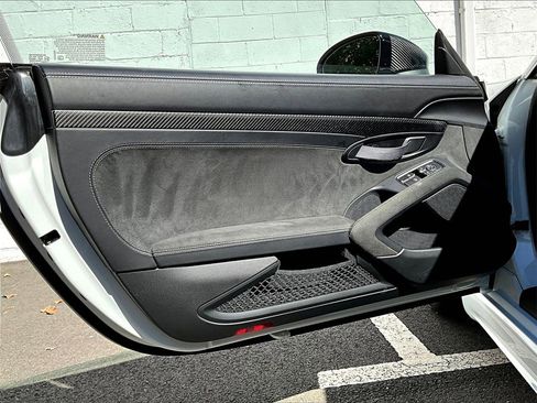 Certified 2024 Porsche 718 Cayman GT4 RS image 28