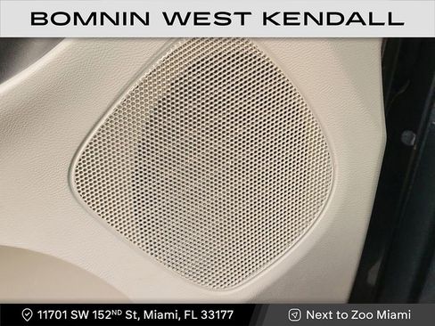 Used 2020 Dodge Grand Caravan SXT image 22