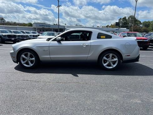 Used 2011 Ford Mustang GT Premium w/ Comfort Pkg RWD image 5