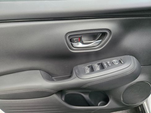 New 2027 Honda HR-V EX-L image 17