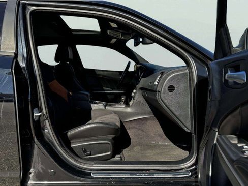 Used 2018 Dodge Charger R/T Scat Pack w/ Dynamics Package image 49