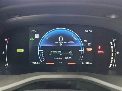 Used 2025 Toyota Camry SE w/ Multimedia Upgrade Package FWD image 11