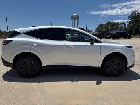 New 2025 Nissan Murano SV image 5