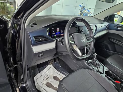 Used 2023 Volkswagen Taos SE w/ Panoramic Sunroof Package AWD/4WD image 22