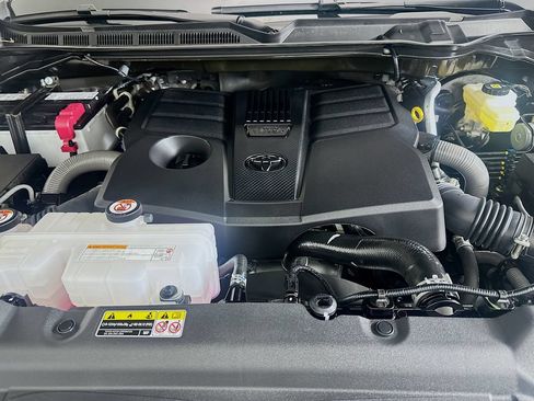 Certified 2026 Toyota Tundra SR5 w/ SR5 Convenience Package AWD/4WD image 30