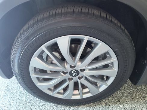 Certified 2025 INFINITI QX50 Luxe AWD/4WD image 37