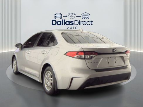 Used 2020 Toyota Corolla LE image 8