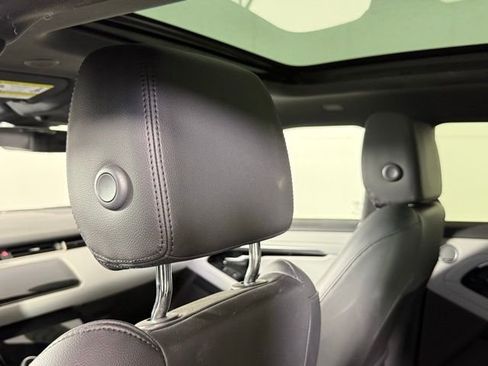 Used 2022 Land Rover Range Rover Evoque R-Dynamic S image 23