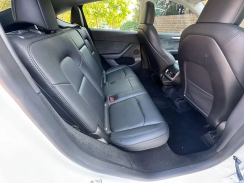 Used 2023 Tesla Model Y AWD image 15