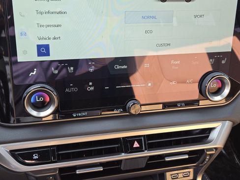New 2026 Lexus RX 350 FWD image 13
