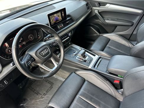 Used 2019 Audi Q5 2.0T Premium Plus w/ Premium Plus Package AWD/4WD image 11