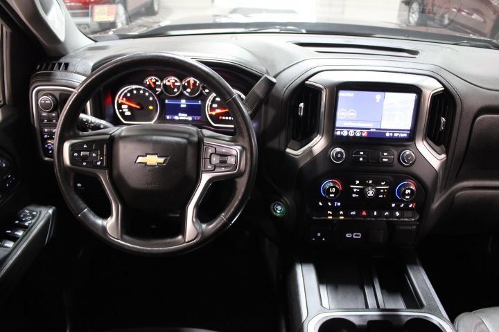 Used 2021 Chevrolet Silverado 1500 LTZ AWD/4WD image 32