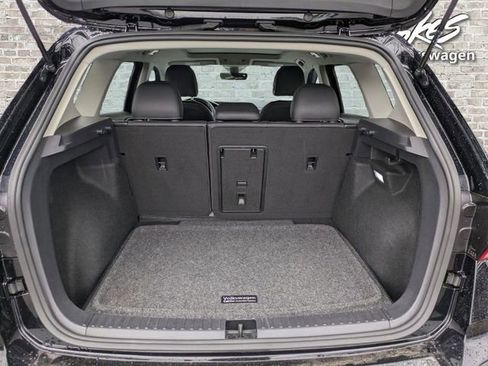 Certified 2024 Volkswagen Taos SEL AWD/4WD image 13