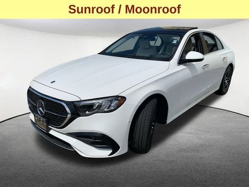 Used 2025 Mercedes-Benz E 350 4MATIC Sedan image 5