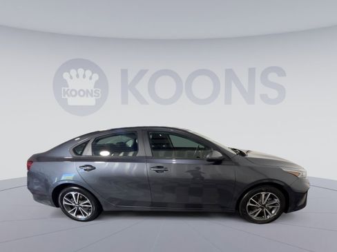 Used 2023 Kia Forte LXS w/ LXS Technology Package FWD image 12