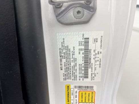 Used 2019 Ford Mustang Premium RWD image 23