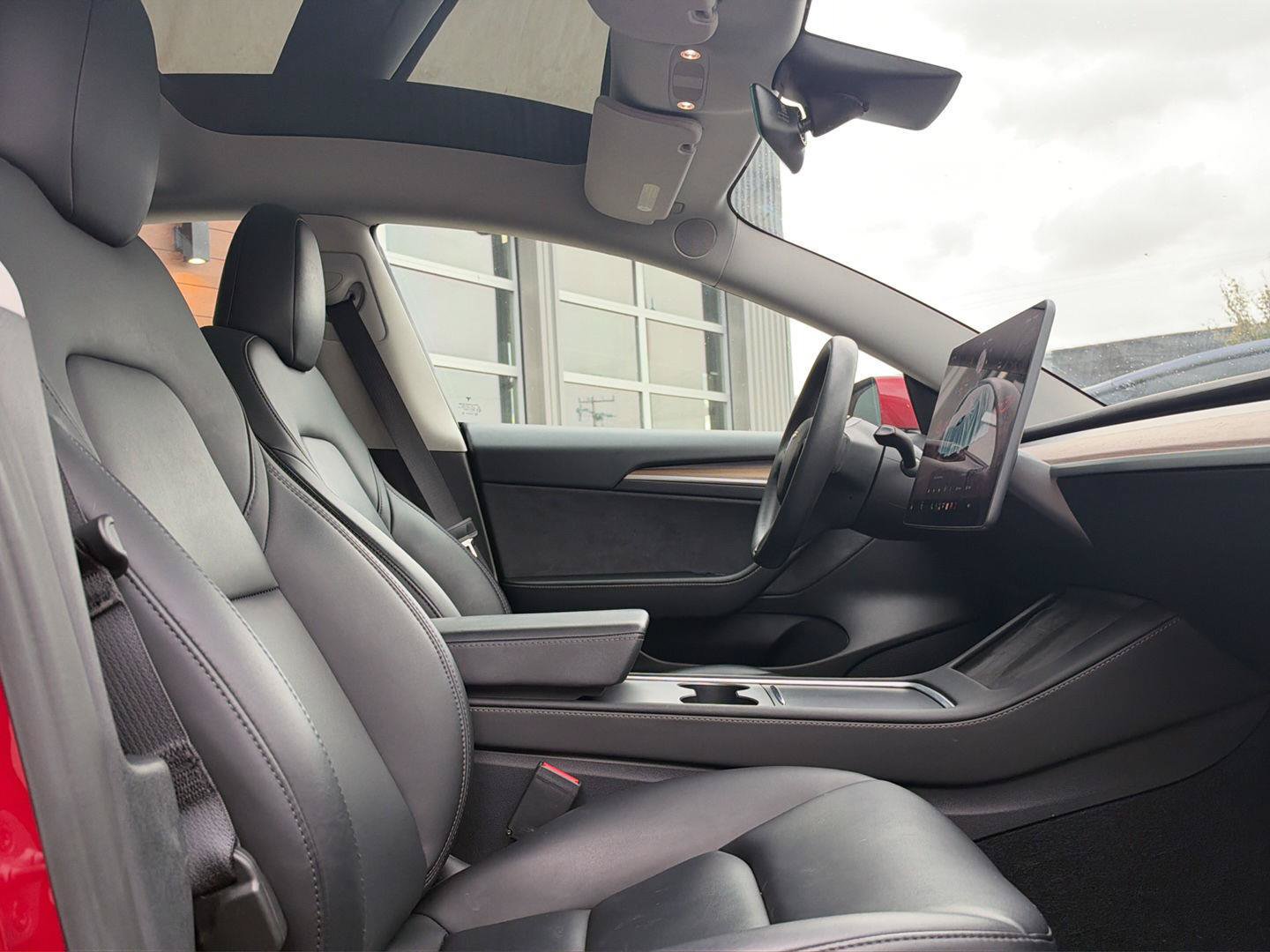 Used 2023 Tesla Model 3 Standard Range RWD image 13