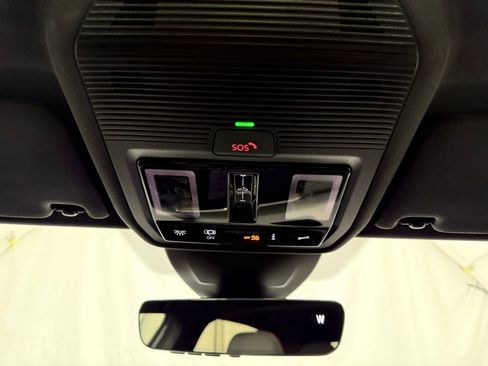 Used 2024 Volkswagen GTI Autobahn image 37