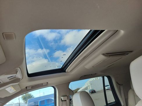 Used 2019 Cadillac Escalade Luxury image 37